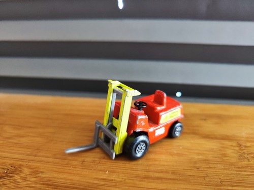 Matchbox superfast fork lift - matchbox,